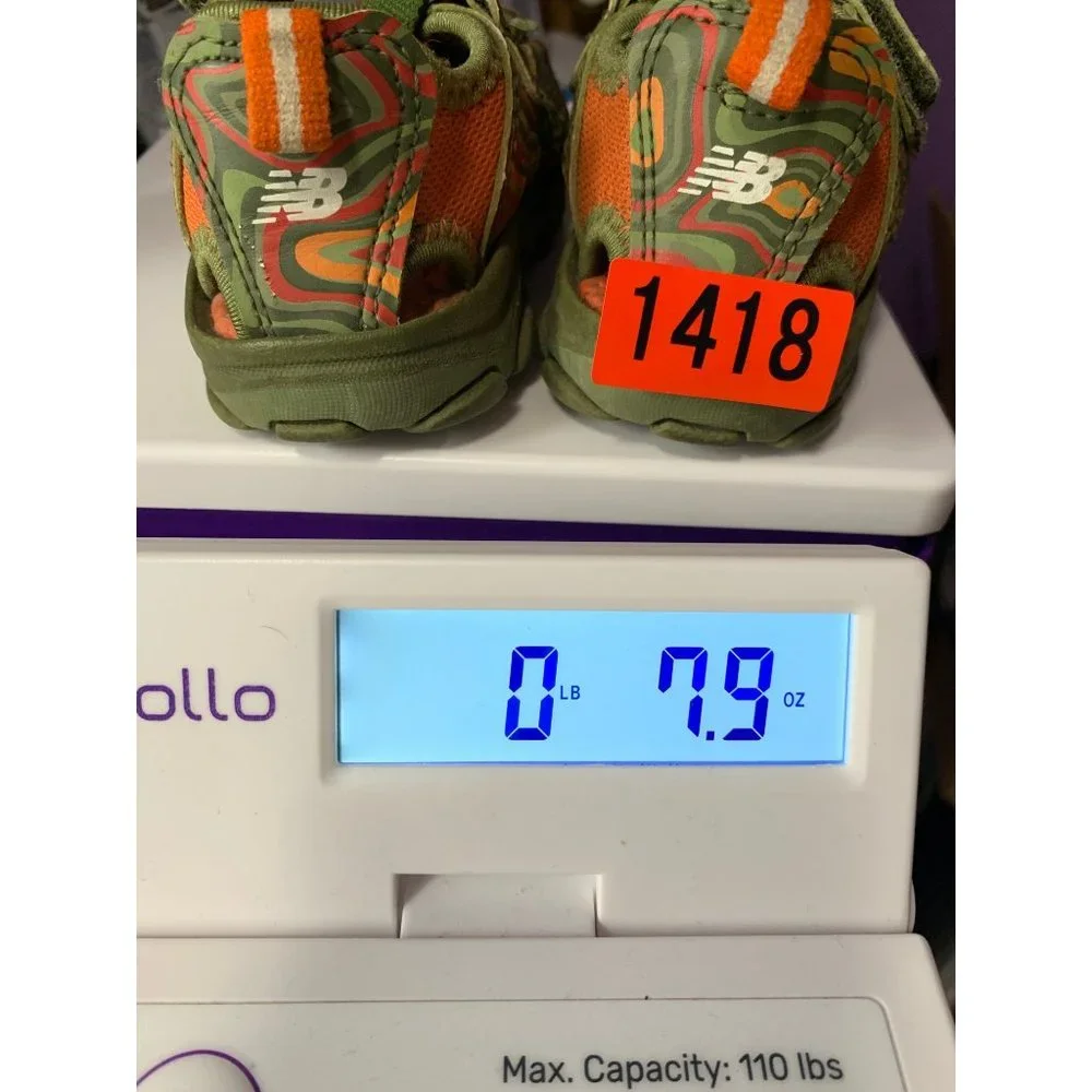 New Balance Toddler Boys Poolside Sandals No Size Tag Looks like 3